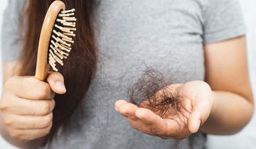 Cómo prevenir la caída del cabello: guía completa para recuperar tu melena