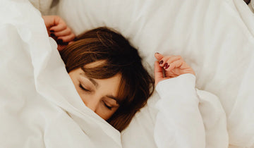 Cómo tener un sueño reparador: hábitos y suplemento natural que sí funciona