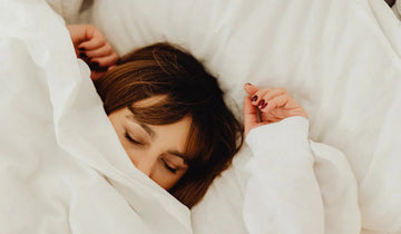 Cómo tener un sueño reparador: hábitos y suplemento natural que sí funciona